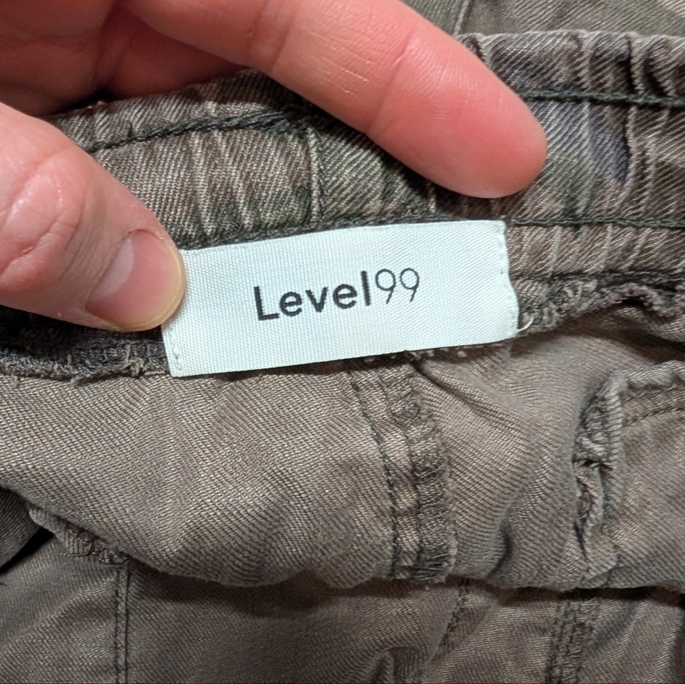 Level 99 Linen Blend Desert Camo Women's Shorts Small - Picture 3 of 8